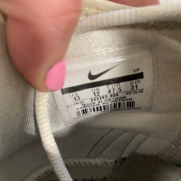 NIKE Zoom KD 9 'Summer Pack' White Athletic Shoe - Picture 7 of 7